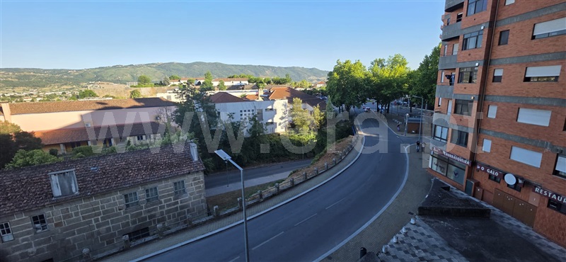 Apartamento T3 / Chaves, Santa Maria Maior