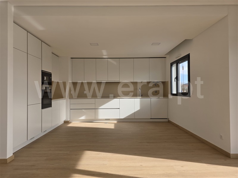 Apartamento T3 à venda em Condeixa-a-Velha e Condeixa-a-Nova, Condeixa-a-Nova — foto 3