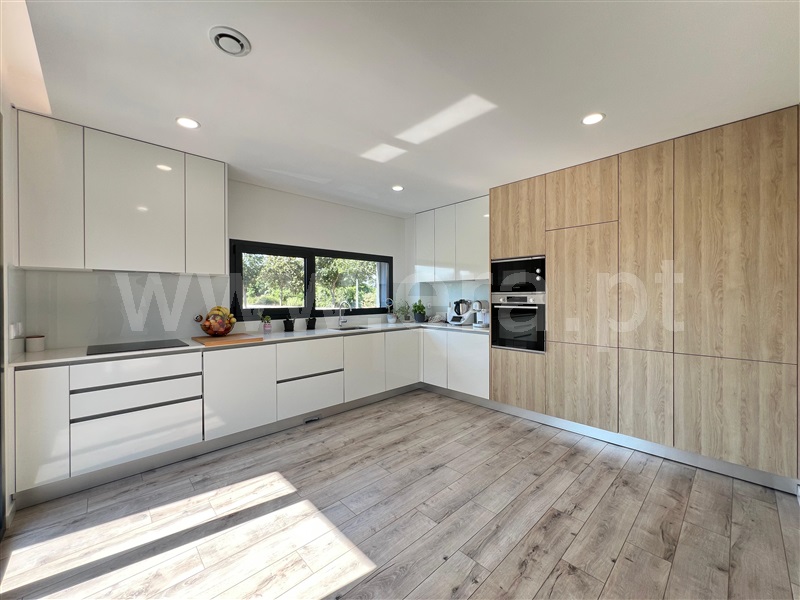 Apartamento T3 / Condeixa-a-Nova, Condeixa - Centro