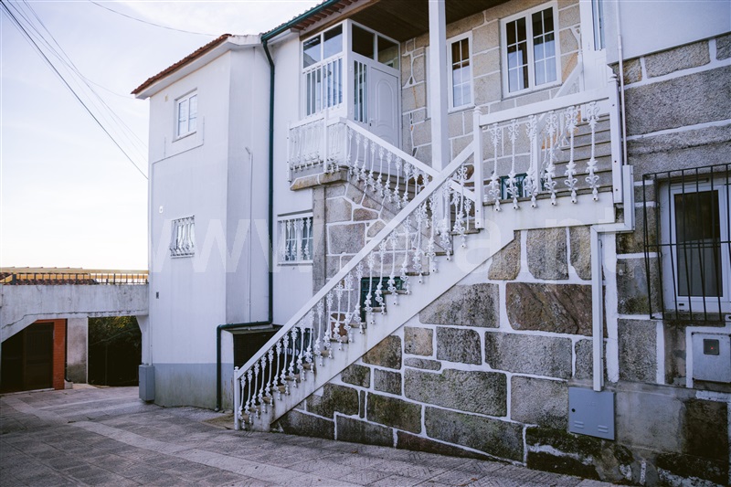 Apartamento T3 / Felgueiras, Idães