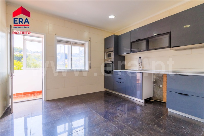 Apartamento T3 / Gondomar, Fânzeres e São Pedro da Cova