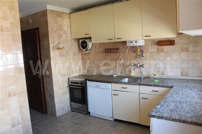 Apartamento T3 / Gondomar, Rio Tinto - Forno