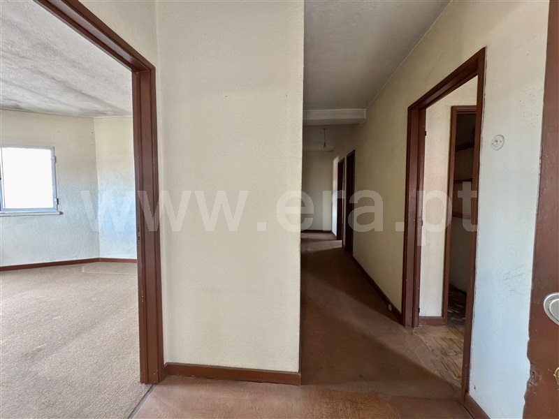 Apartamento T3 à venda em Centro, Guarda — foto 9