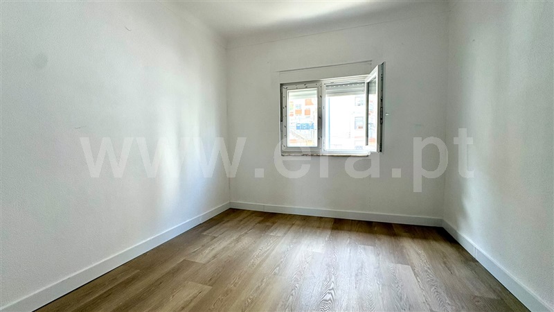 Apartamento T3 à venda em Centro, Guarda — foto 4
