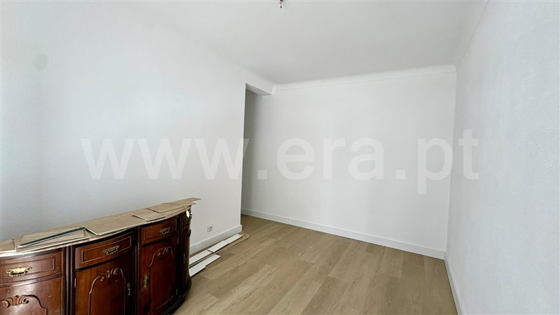 Apartamento T3 à venda em Centro, Guarda — foto 8