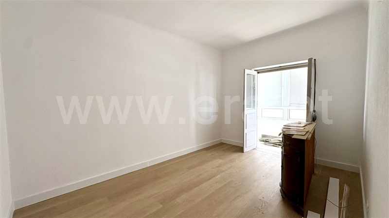 Apartamento T3 à venda em Centro, Guarda — foto 9