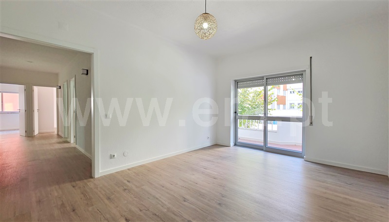 Apartamento T3 à venda em Centro, Guarda — foto 2