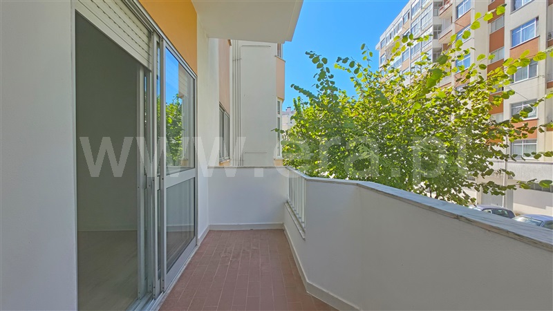 Apartamento T3 à venda em Centro, Guarda — foto 4