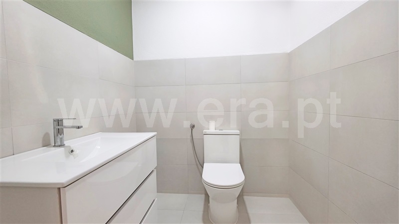 Apartamento T3 à venda em Centro, Guarda — foto 7
