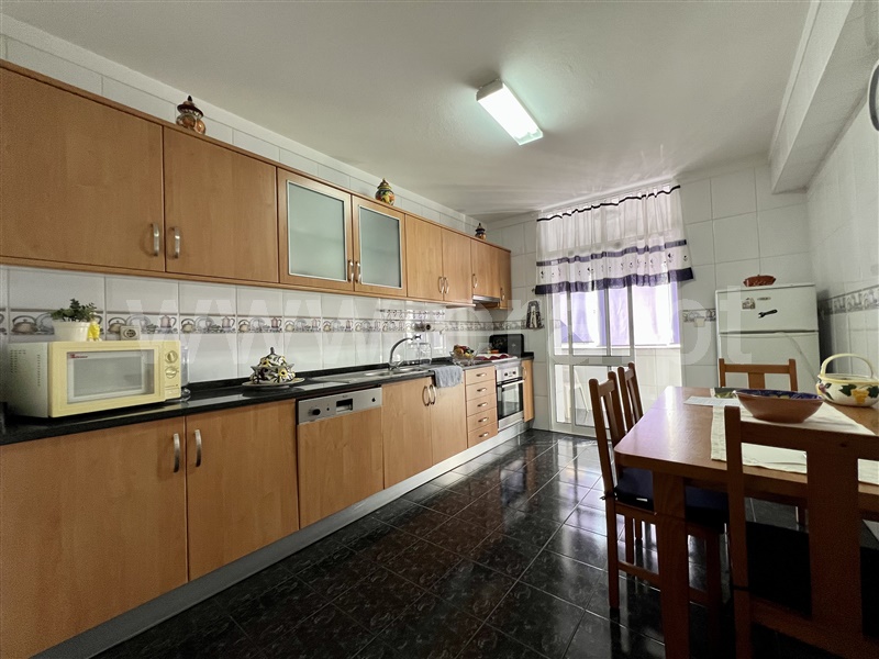 Apartamento T3 à venda em Lamego (Almacave e Sé), Lamego — foto 4