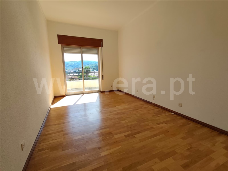 Apartamento T3 à venda em Lamego, Lamego — foto 5