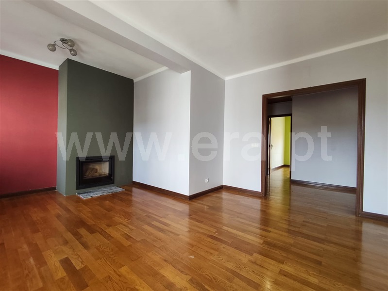 Apartamento T3 / Leiria, Marrazes e Barosa