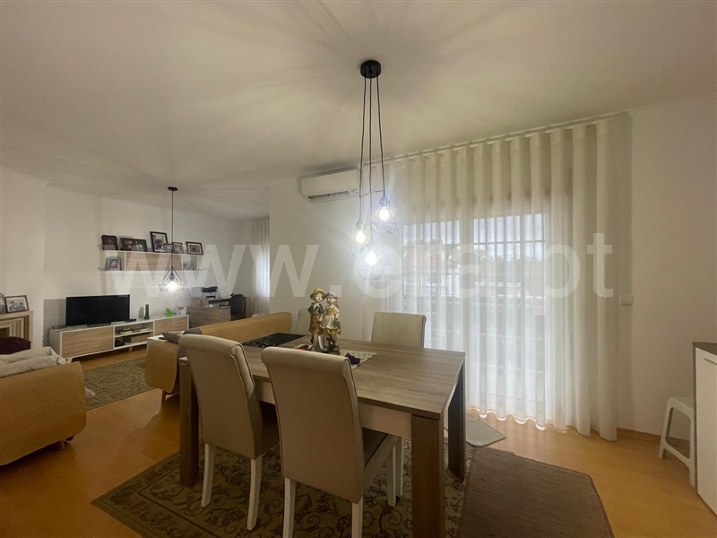 Apartamento T3 / Leiria, Monte Redondo e Carreira