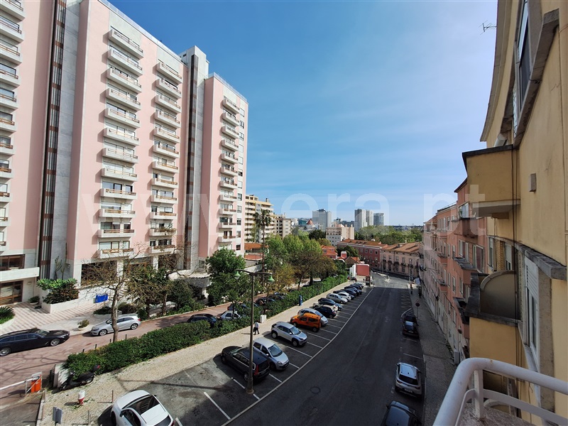 Apartamento T3 à venda em São domingos de Benfica, Lisboa — foto 18