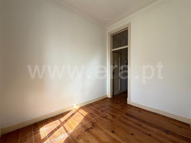 Apartamento T3 à venda em São Vicente, Lisboa — foto 2