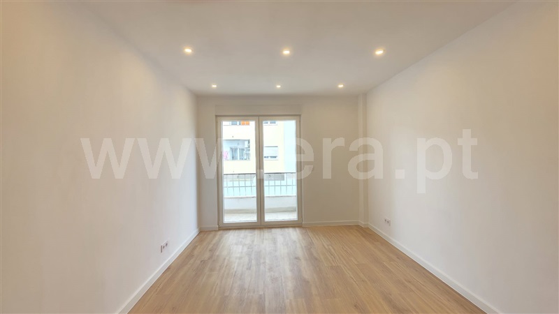 Apartamento T3 / Loures, Camarate, Unhos e Apelação