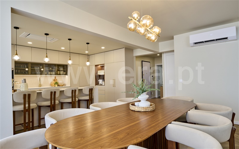 Apartamento T3 / Loures, Portela
