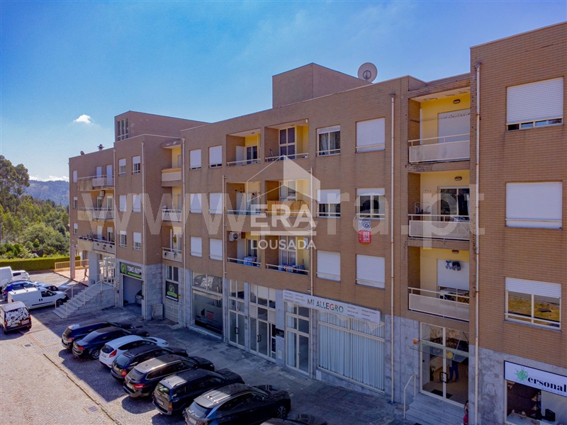 Apartamento T3 / Lousada, Lustosa e Barrosas (Santo Estêvão)