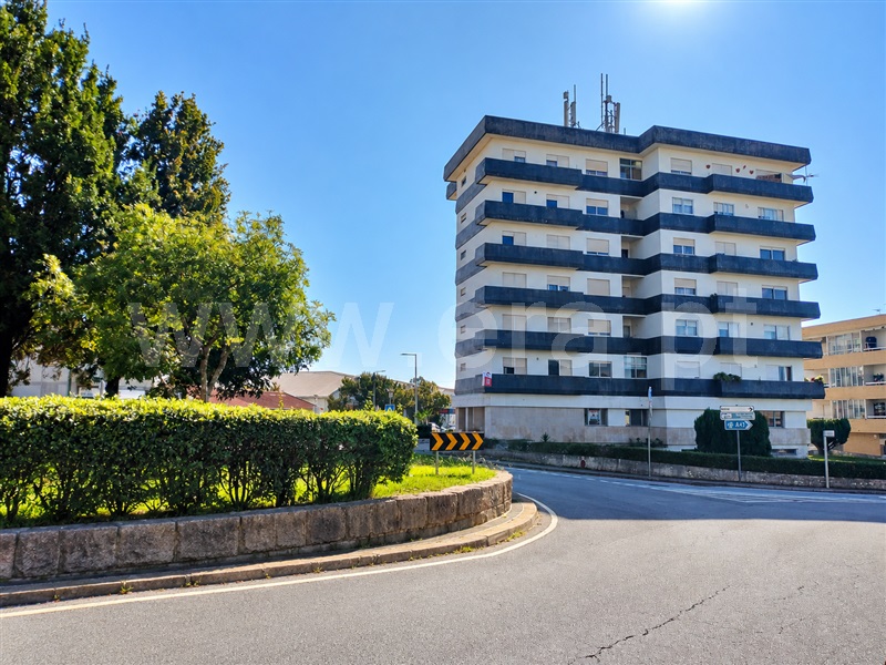 Apartamento T3 à venda em Nogueira e Silva Escura, €260.000