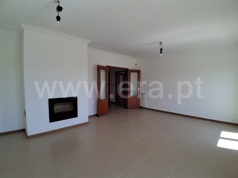 Apartamento T3 / Montemor-o-Velho, Pereira