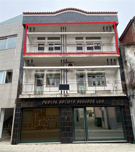 Apartamento T3 / Nelas, Nelas