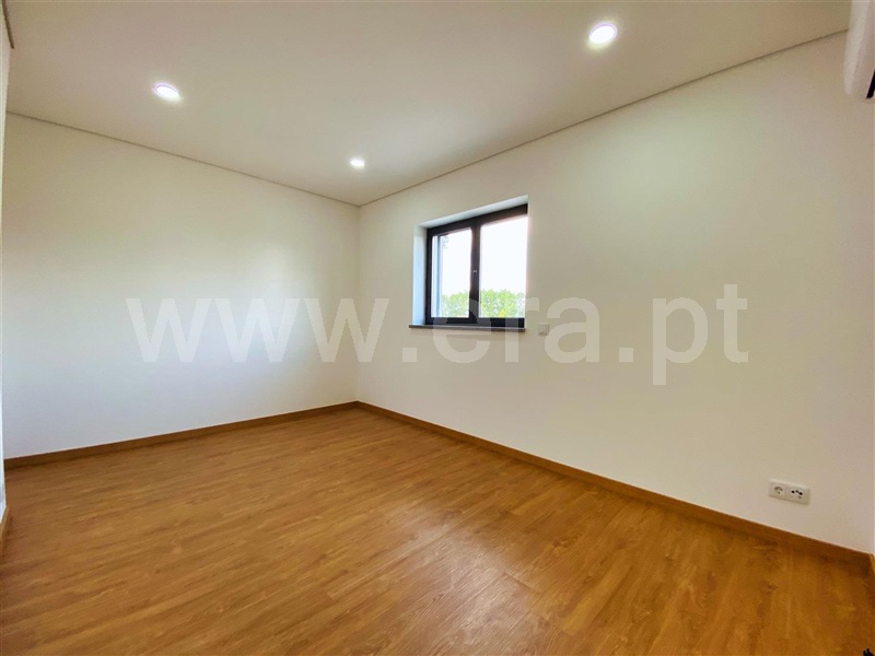 Apartamento T3 com Novo Nelas - 1480400 - 4