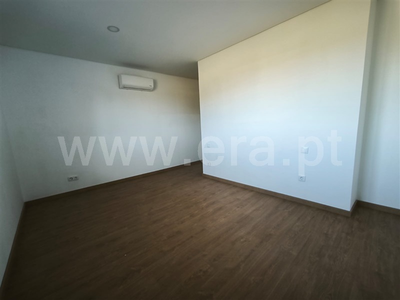 Apartamento T3 com Novo Nelas - 1480499 - 13