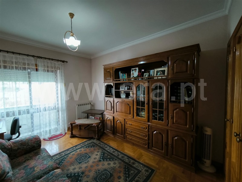 Apartamento T3 / Nelas, Nelas