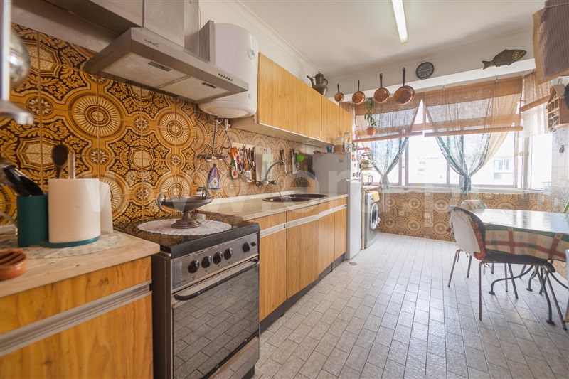Apartamento T3 / Odivelas, Póvoa de Santo Adrião e Olival Basto