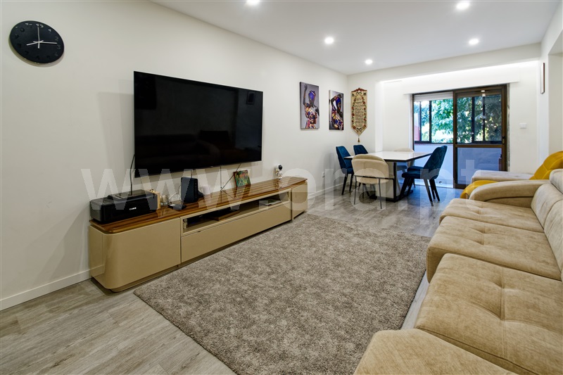 Apartamento T3 / Odivelas, Póvoa Santo Adrião