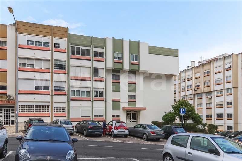 Apartamento T3 / Oeiras, Algés, Linda-a-Velha e Cruz Quebrada-Dafundo