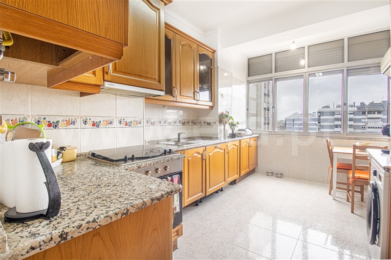 Apartamento T3 / Oeiras, Carnaxide e Queijas - View 2
