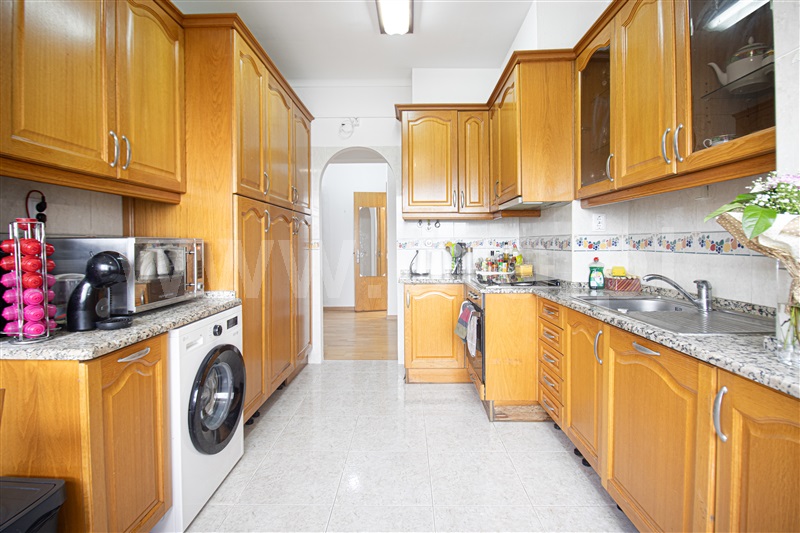 Apartamento T3 / Oeiras, Carnaxide e Queijas - View 4