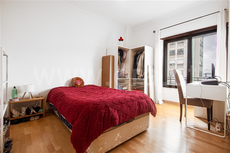 Apartamento T3 à venda em Carnaxide e Queijas, Oeiras — foto 13