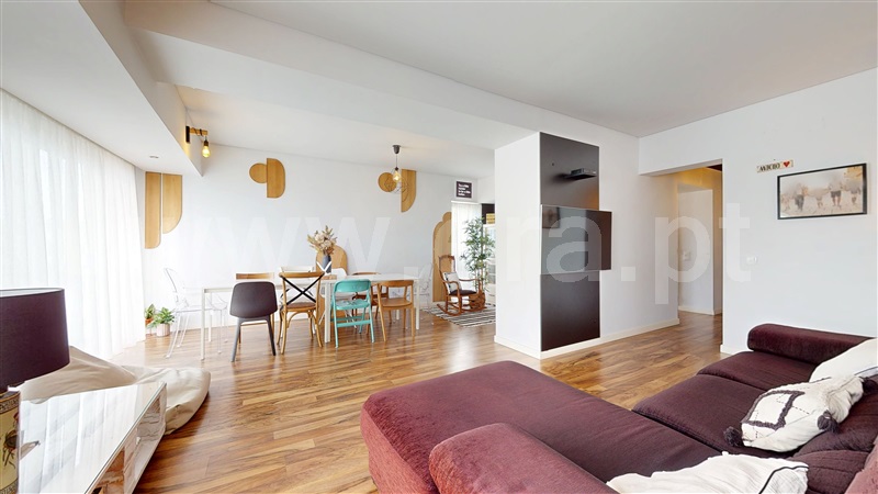 Apartamento T3 / Oeiras, Carnaxide e Queijas