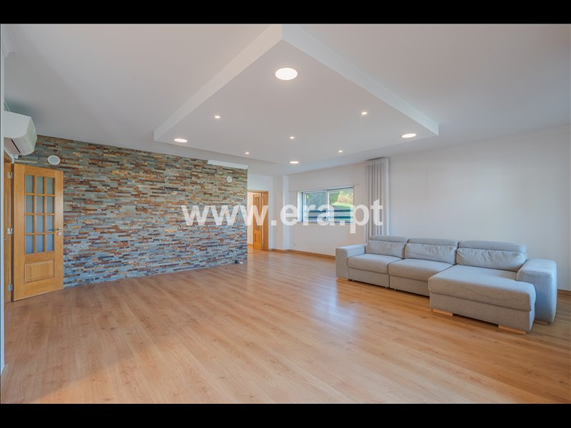 Apartamento T3 à venda em Carnaxide e Queijas, Oeiras — foto 4