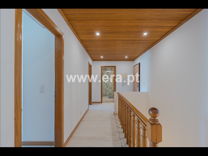 Apartamento T3 à venda em Carnaxide e Queijas, Oeiras — foto 12