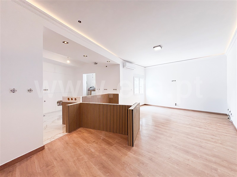 Apartamento T3 / Oeiras, Carnaxide