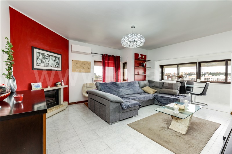 Apartamento T3 / Oeiras, Carnaxide