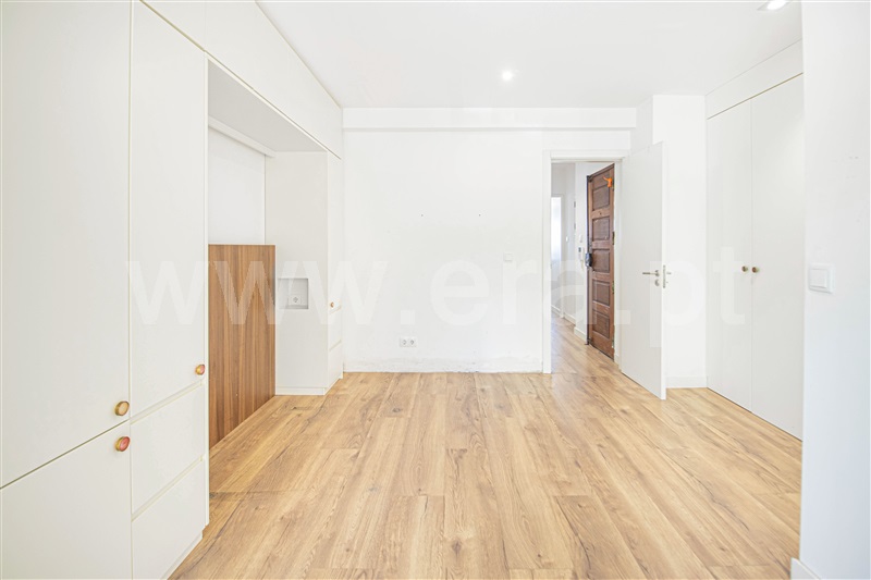Apartamento T3 à venda em Centro de Carnaxide, Oeiras — foto 9