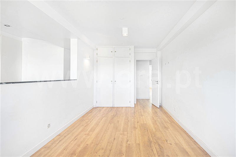 Apartamento T3 à venda em Centro de Carnaxide, Oeiras — foto 5