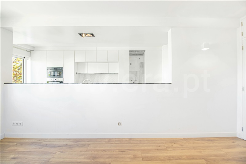 Apartamento T3 à venda em Centro de Carnaxide, Oeiras — foto 4