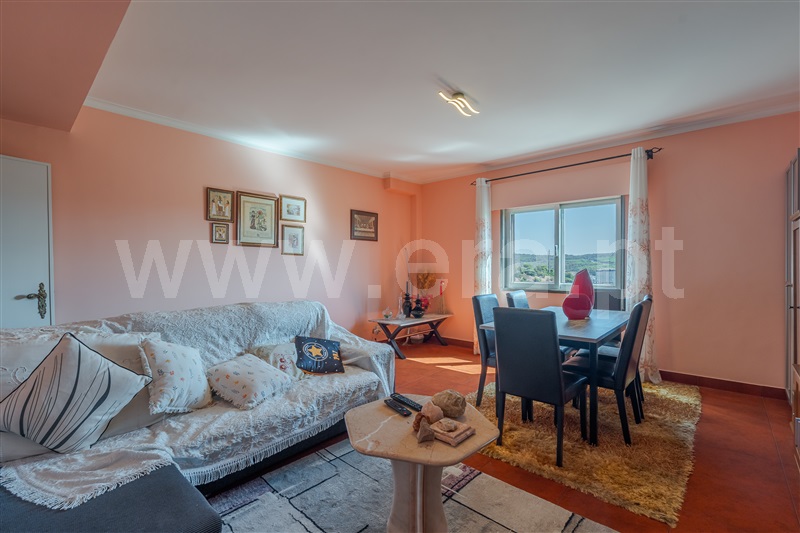 Apartamento T3 / Oeiras, Linda-a-Velha