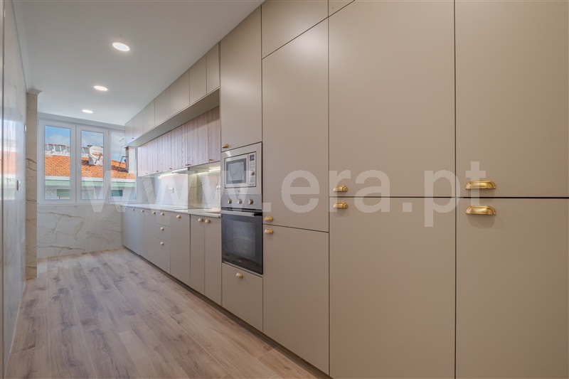 Apartamento T3 / Oeiras, Linda-a-Velha