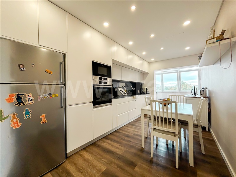 Apartamento T3 / Oeiras, Miraflores