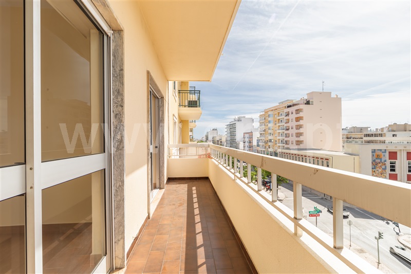 Apartamento T3 à venda em Olhão Centro, Olhão — foto 18