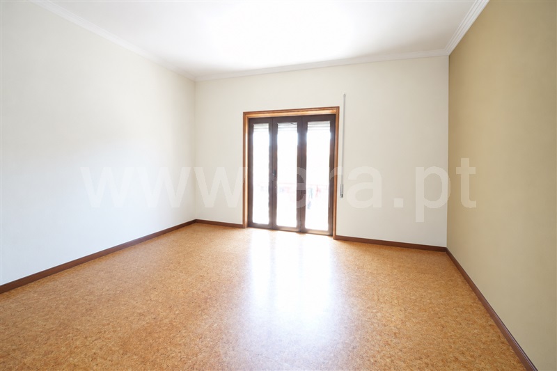 Apartamento T3 em Carregosa, €207.000