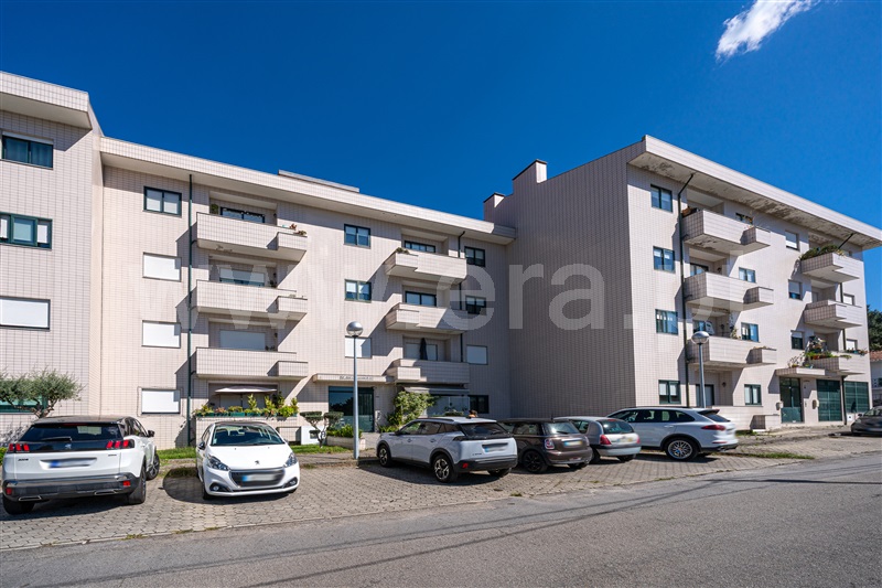 Apartamento T3 / Oliveira de Azeméis, Cesar
