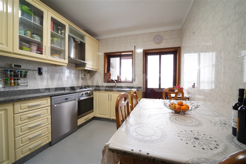 Apartamento T3 / Oliveira de Azeméis, São Roque