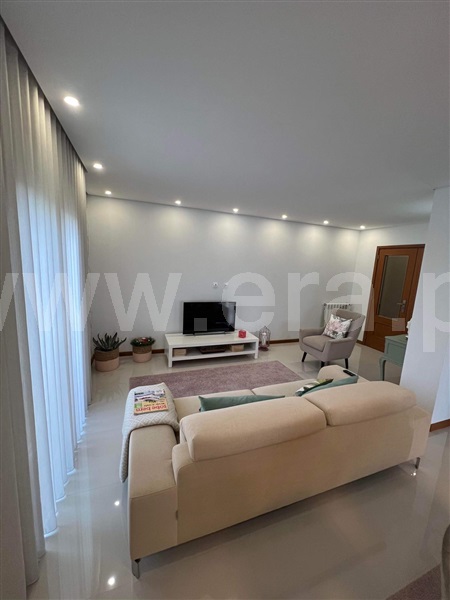 Apartamento T3 à venda em Bustos, Troviscal e Mamarrosa, Oliveira do Bairro — foto 2